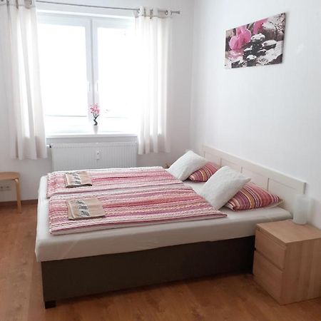 Apartman Bratislava City & Parking エクステリア 写真