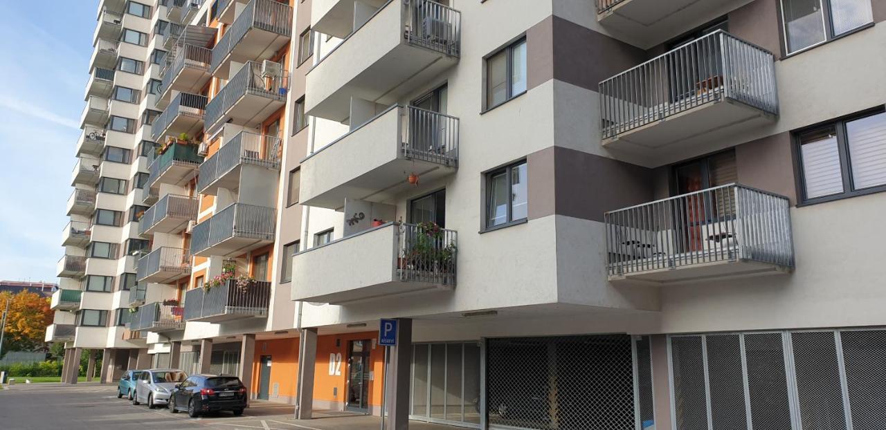 Apartman Bratislava City & Parking エクステリア 写真