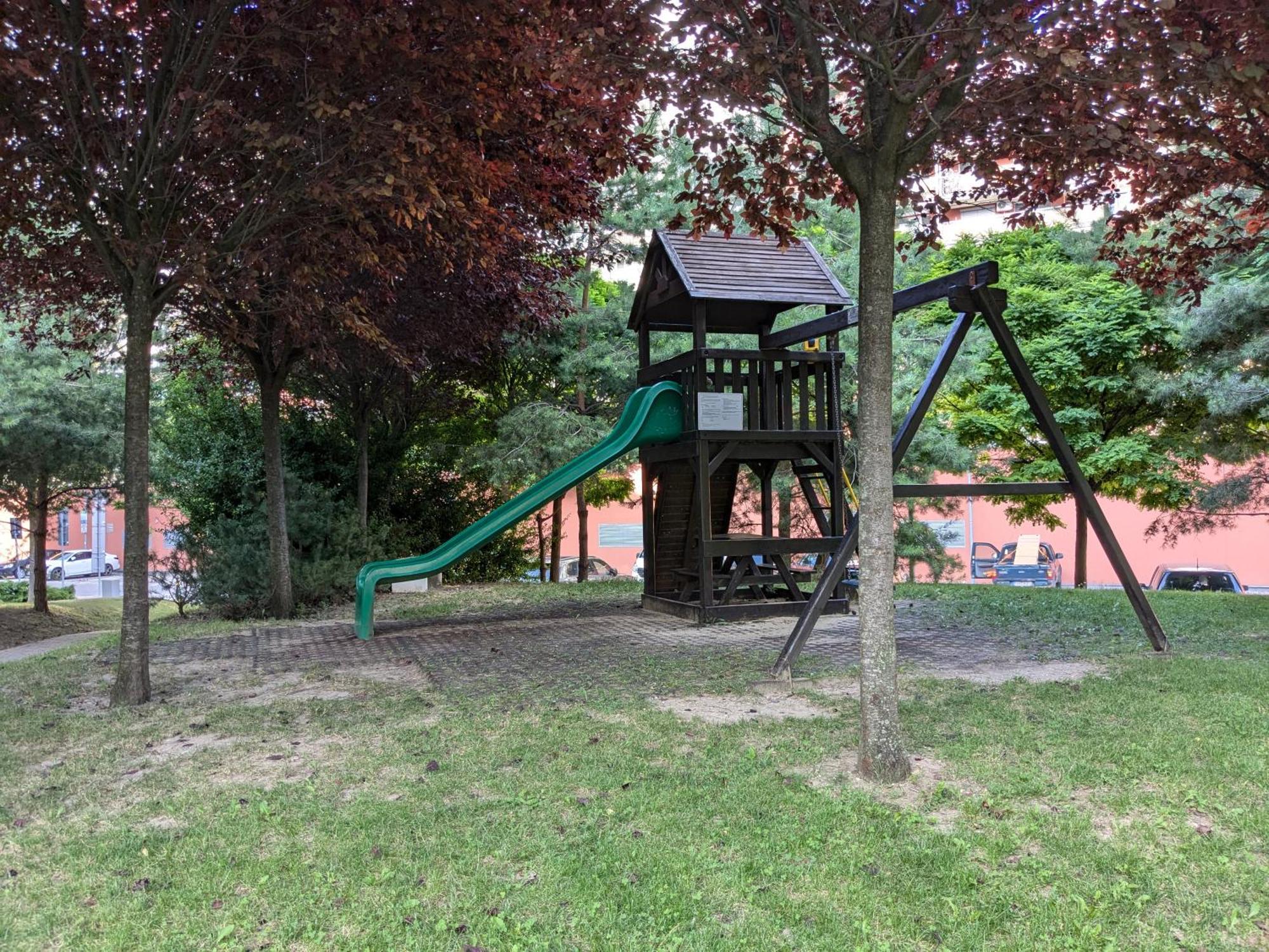 Apartman Bratislava City & Parking エクステリア 写真